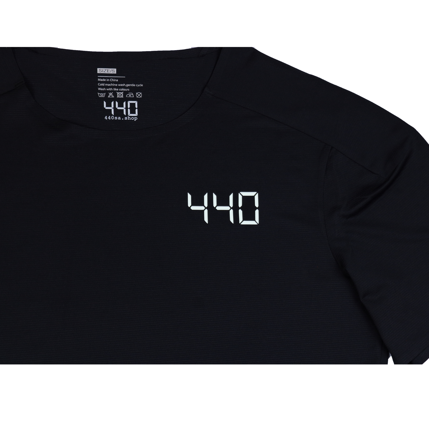 440 Black Seamless T-shirt